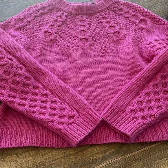 SEA NY Alpaca Wool Pink Cropped Brie Sweater - Picture 10 of 12